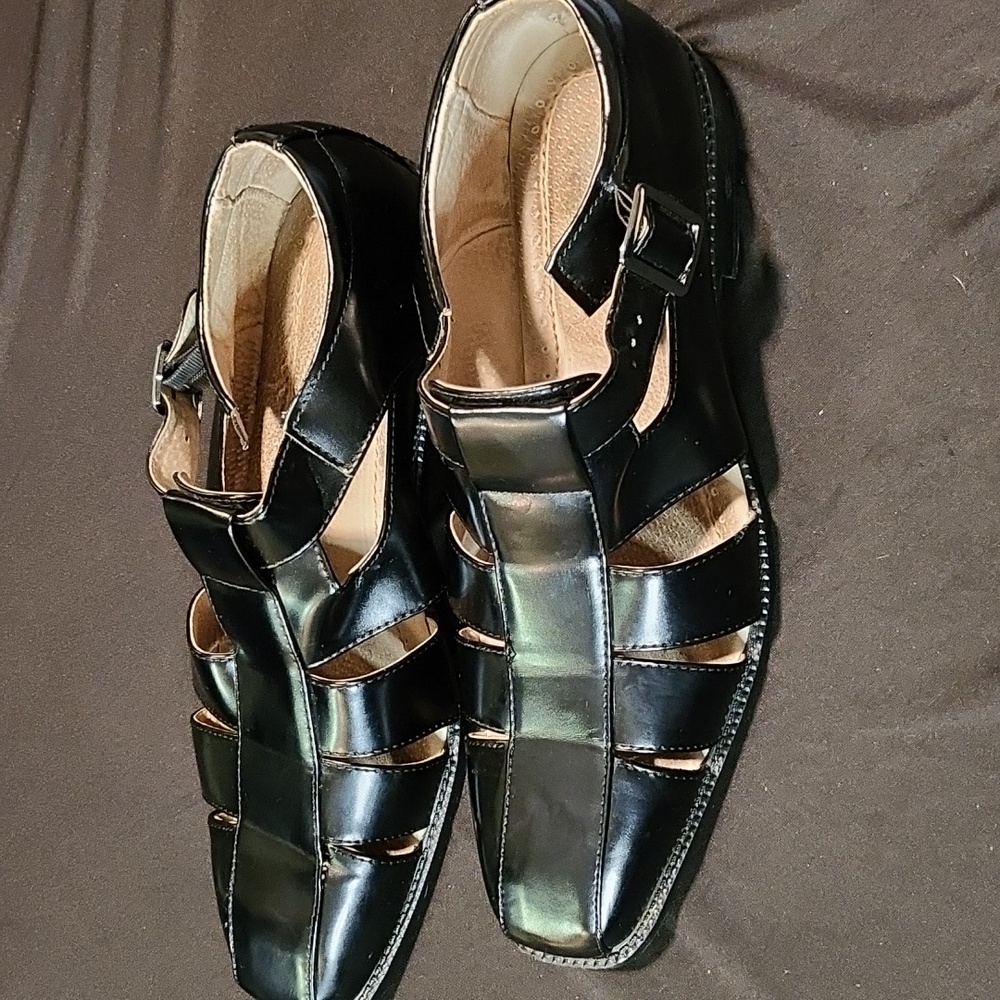 Men size 12 Stacy Adams Fisherman Sandals Black
